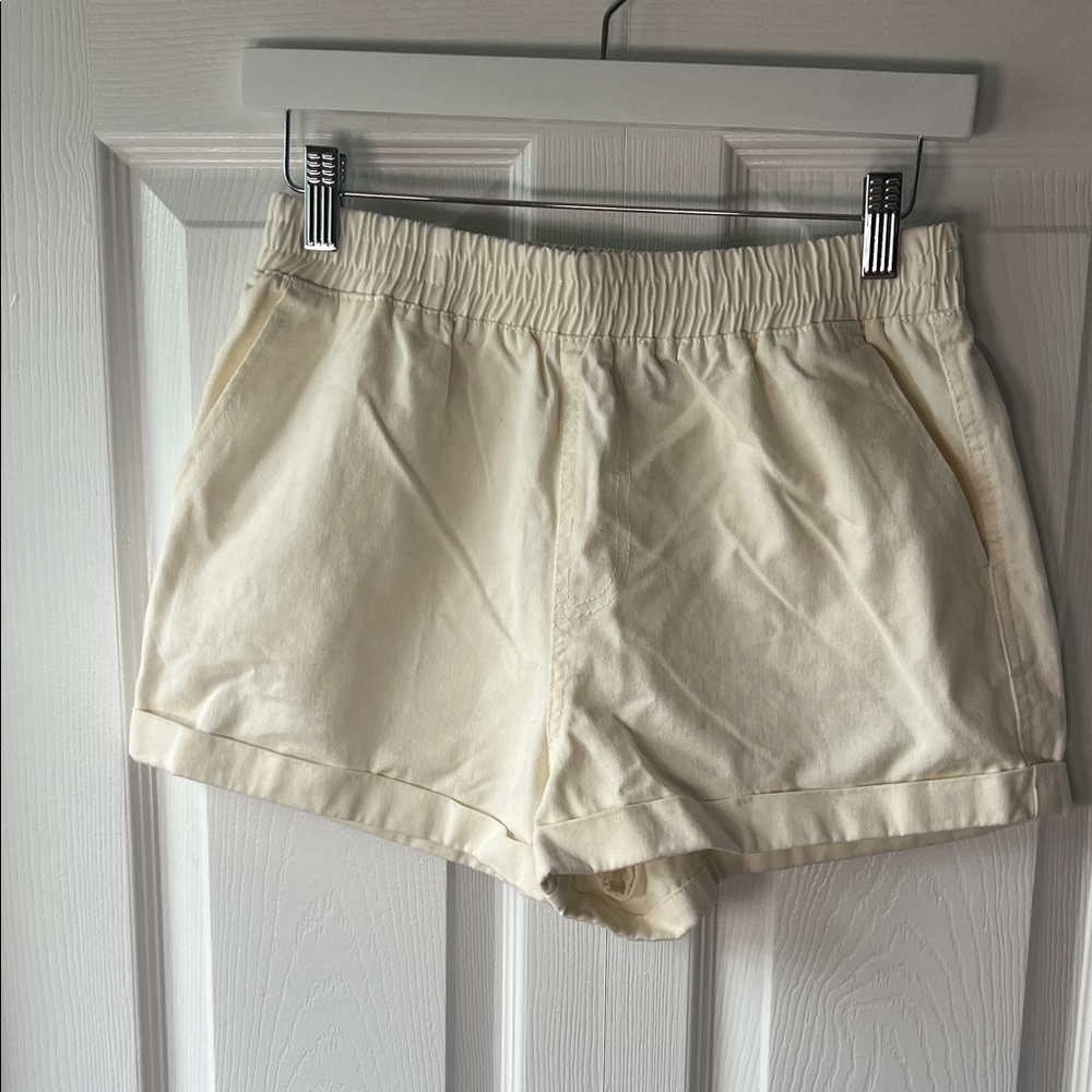 Forever 21 High Waist Ivory Shorts
